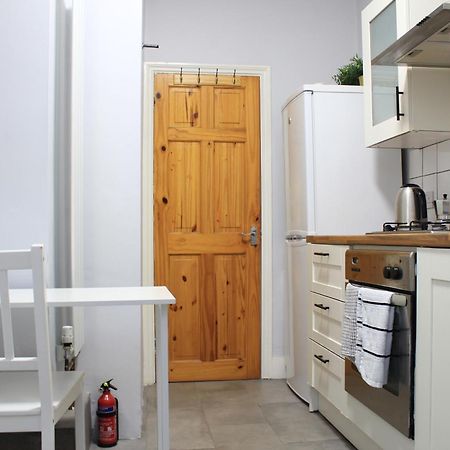 Modern Ground Floor Flat - 15 Min To Central London Apartment Bagian luar foto