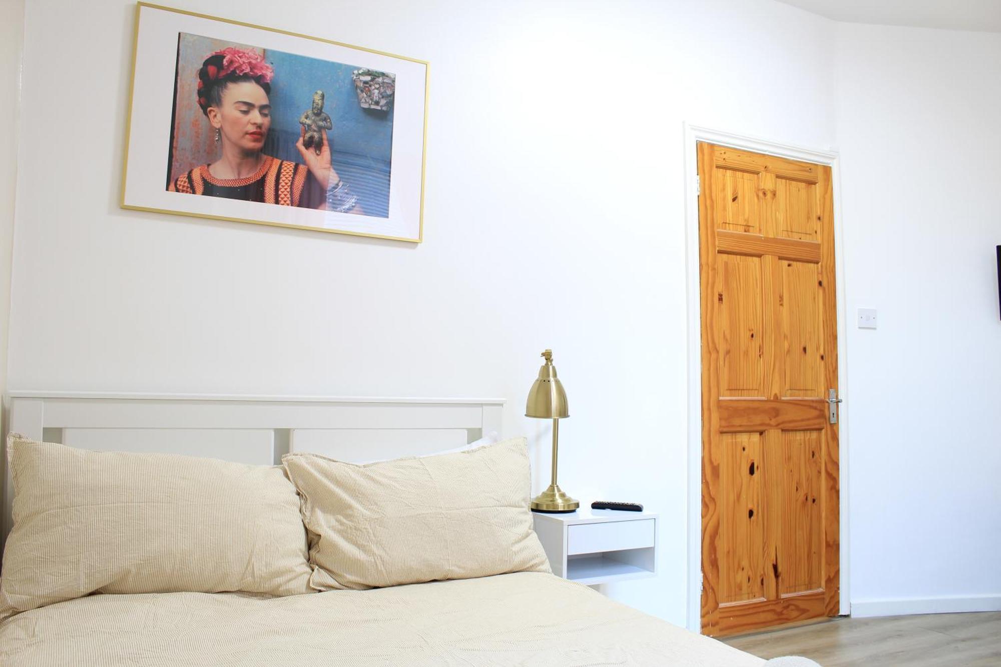 Modern Ground Floor Flat - 15 Min To Central London Apartment Bagian luar foto